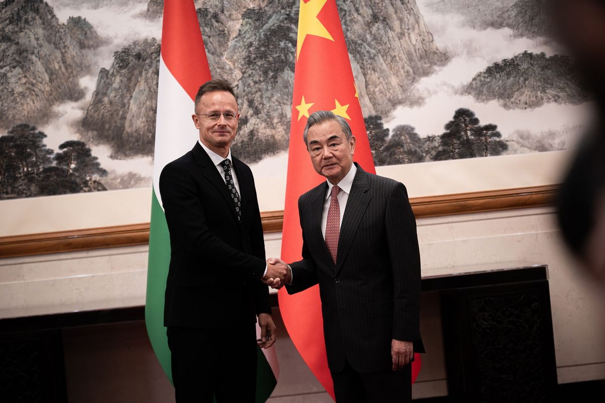 Szijjártó Péter és Vang Ji kínai külügyminiszter találkozója Pekingben