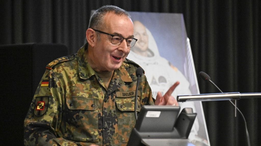 A német hadsereg vezérkari főnöke már tovább is lépne az önkéntességen