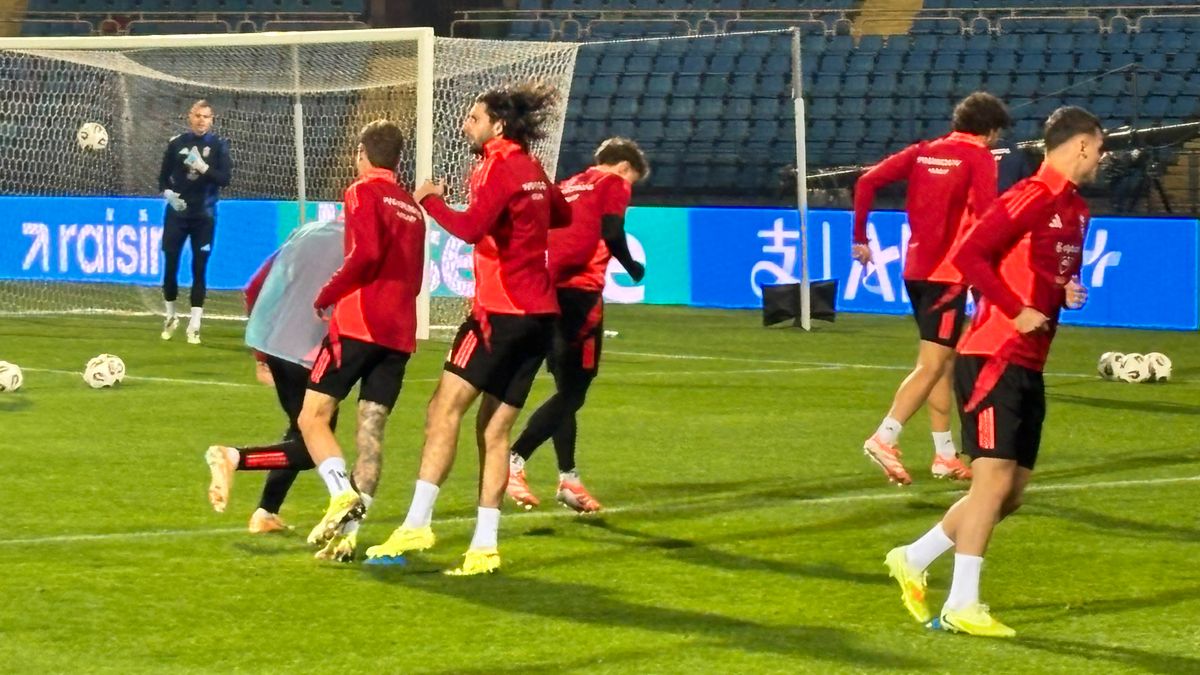 Szoboszlai Dominik jókedvű volt a magyar válogatott edzésén, Jerevánban