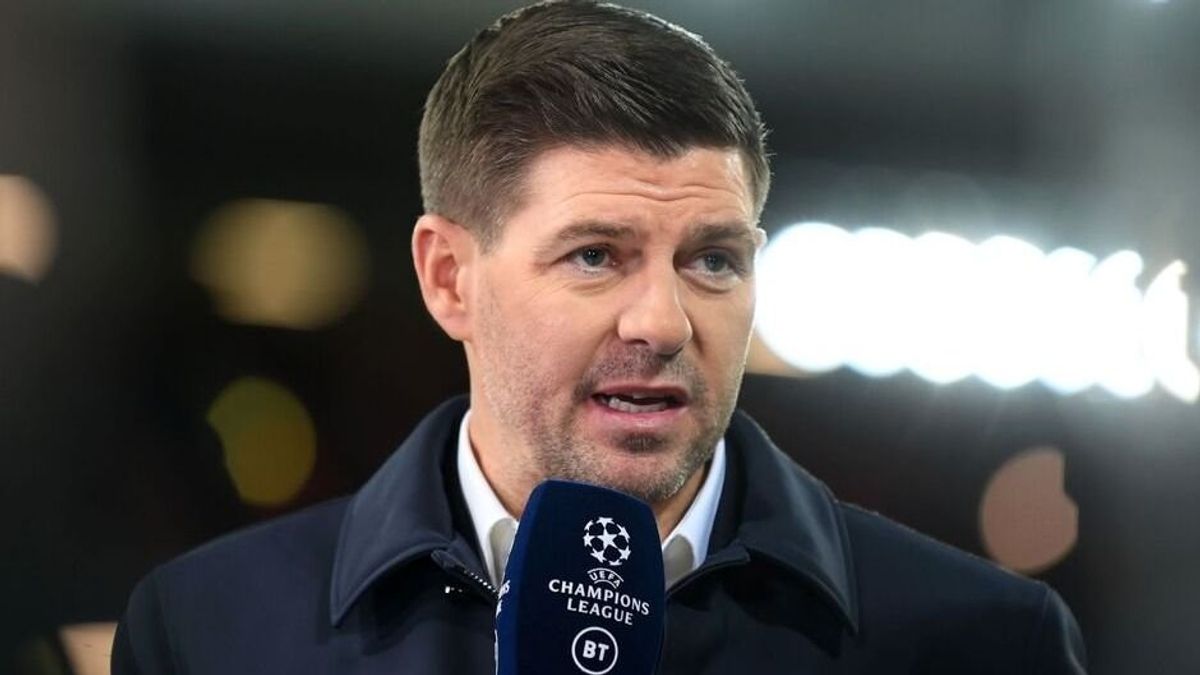 Gerrard is a Liverpool-szurkolók mellett állt ki, keményen kritizálta Arne Slotot