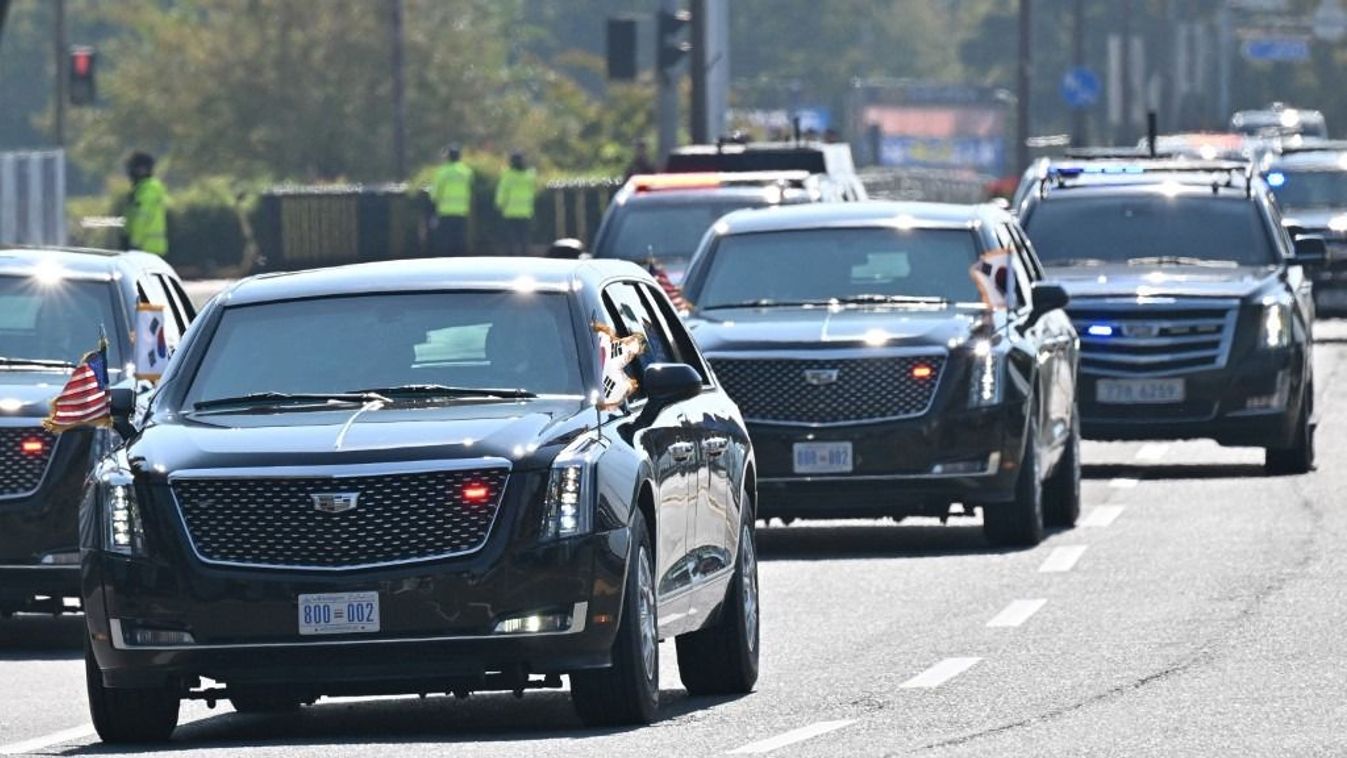 Az amerikai delegáció útnak indult