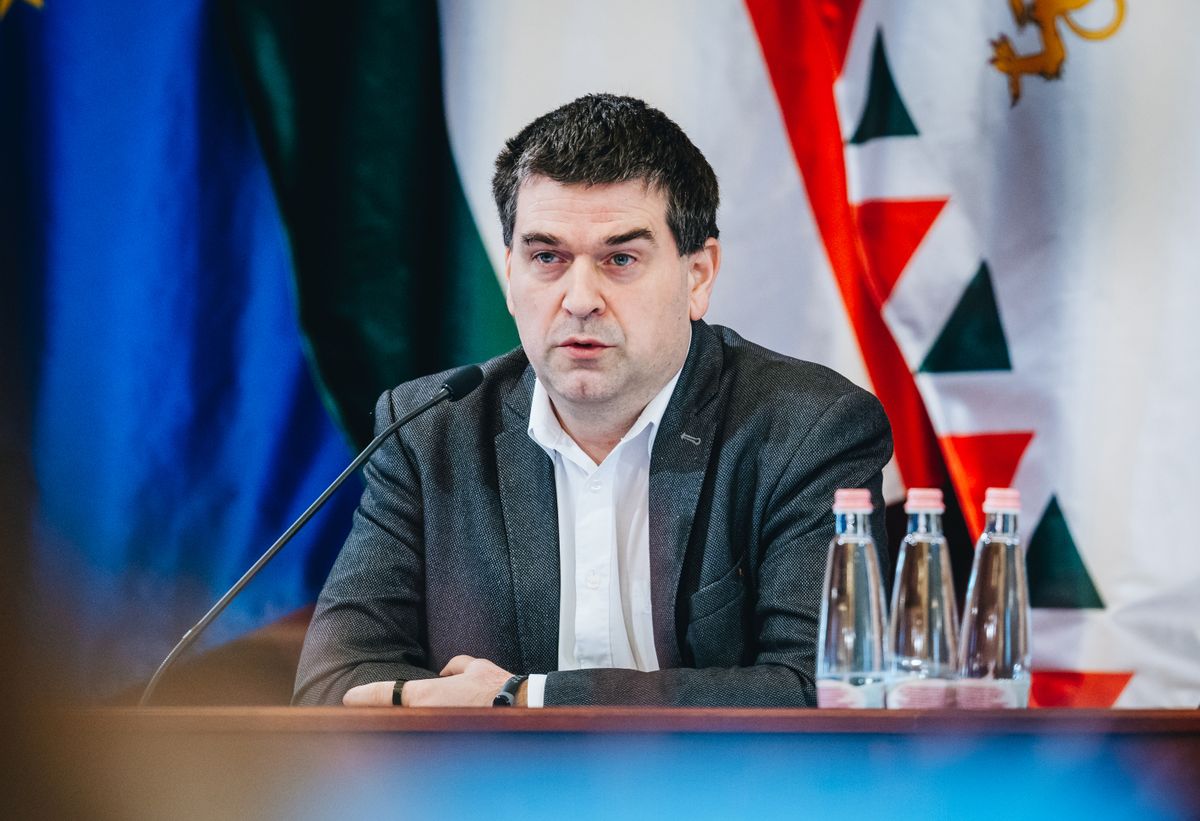 20250129 Budapest
Fővárosi Közgyűlés
fotó: Ladóczki Balázs (LB)
MW
képen: Kiss Ambrus, a Főpolgármesteri Hivatal főigazgatója