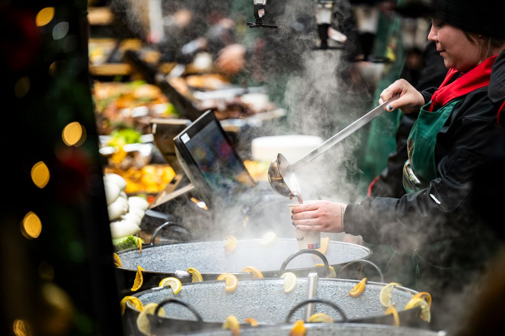 Megnyílt Budapest ikonikus karácsonyi vására