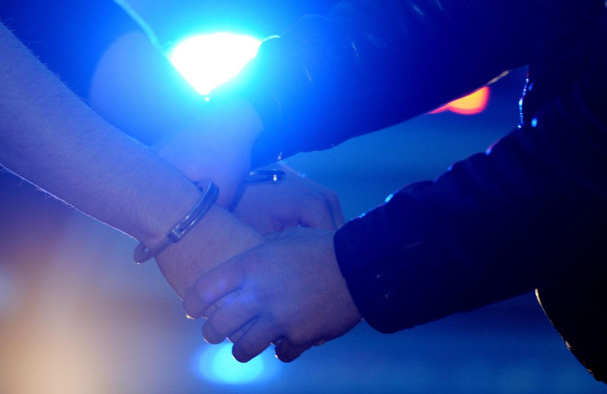 A migráns elkövetőket az olasz rendőrség őrizetbe vette 