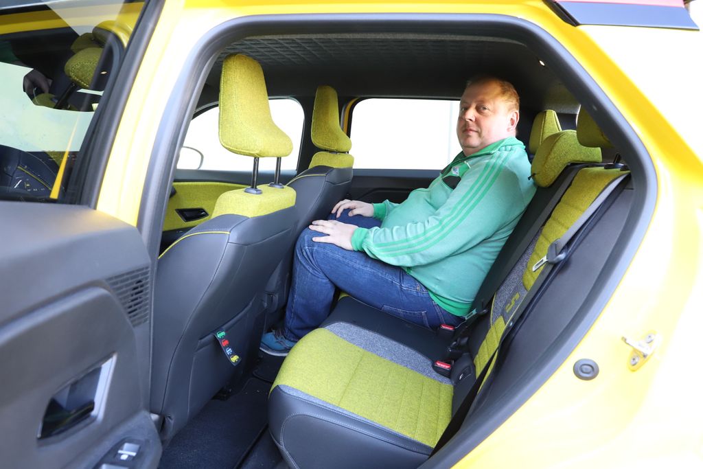 Renault 5 E-Tech és BYD Dolphin Surf összehasonlító teszt