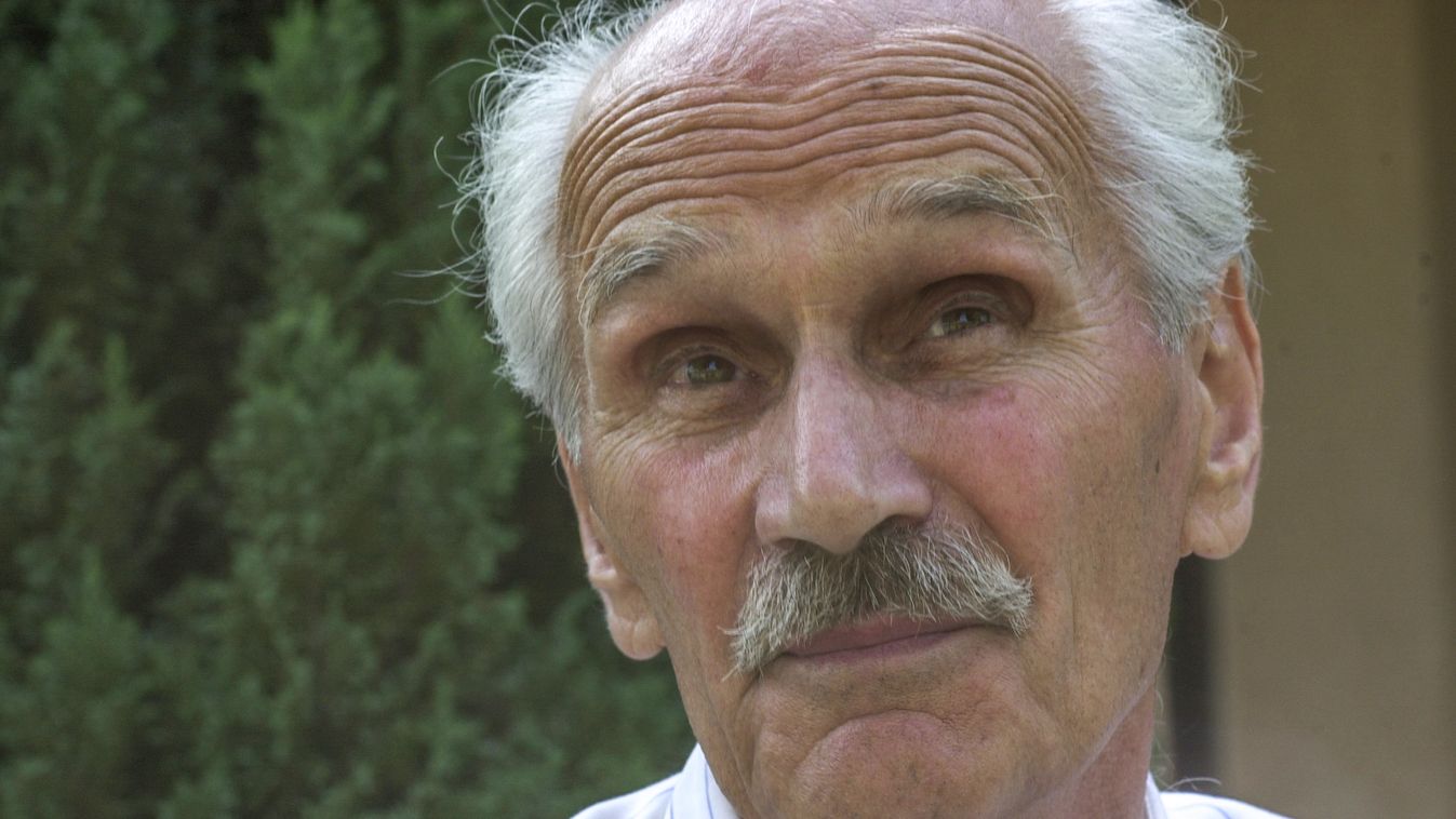 Lugas
030701_Pákh Tibor 56-os portré .foto:Pörneczi B