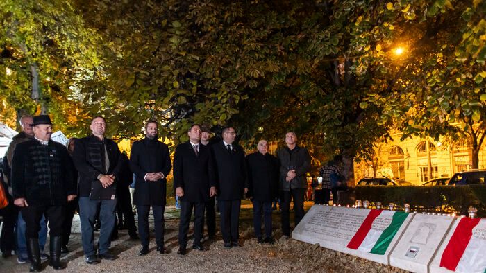 Halhatatlanok napja a Bem téren
November 4.
megemlékezés