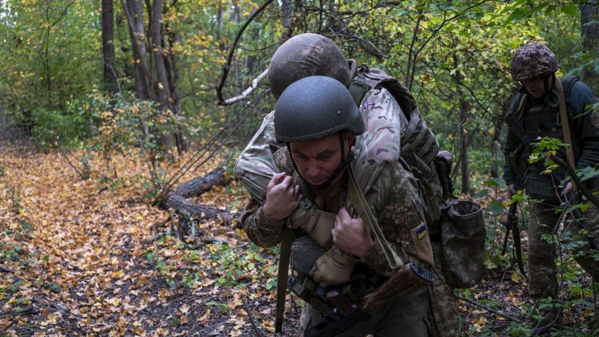 A kiképzés során halt meg egy ukrán pap, akit besoroztak a hadseregbe
