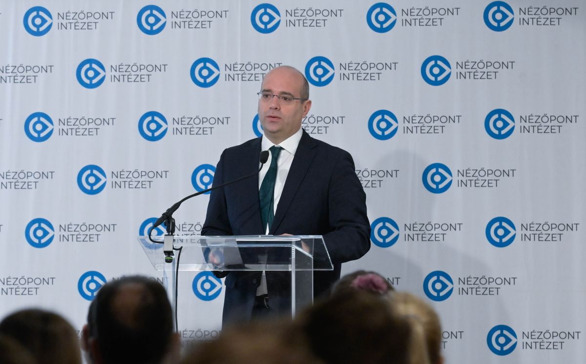 Budapest, 2025. november 11.
Mráz Ágoston Sámuel, az intézet vezetője a Nézőpont Intézet Jogállamiság: szuverenitás és hatáskörtúllépés az Európai Unióban címmel megrendezett konferenciáján 2025. november 11-én.
MTI/Bruzák Noémi