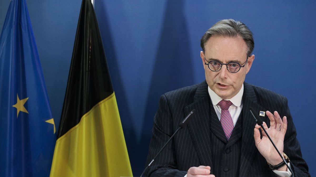 Brüsszel meghátrált, elbukott a háborúpárti terv