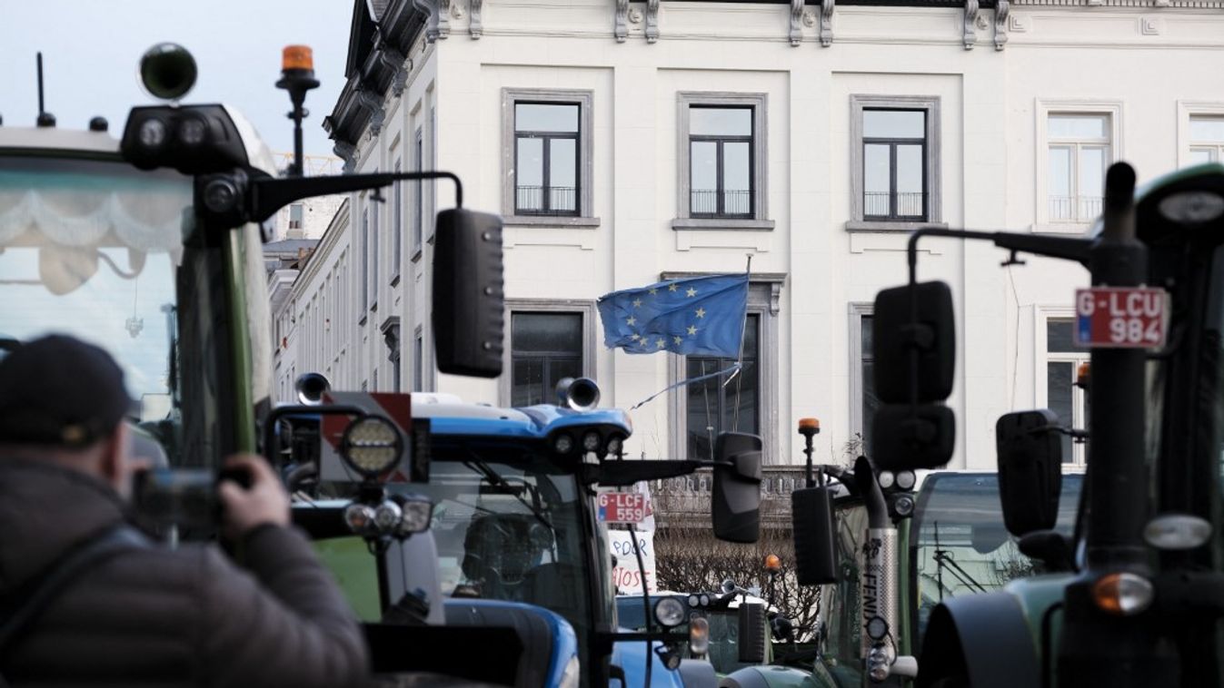Tüntetnek a gazdák (Fotó: AFP)