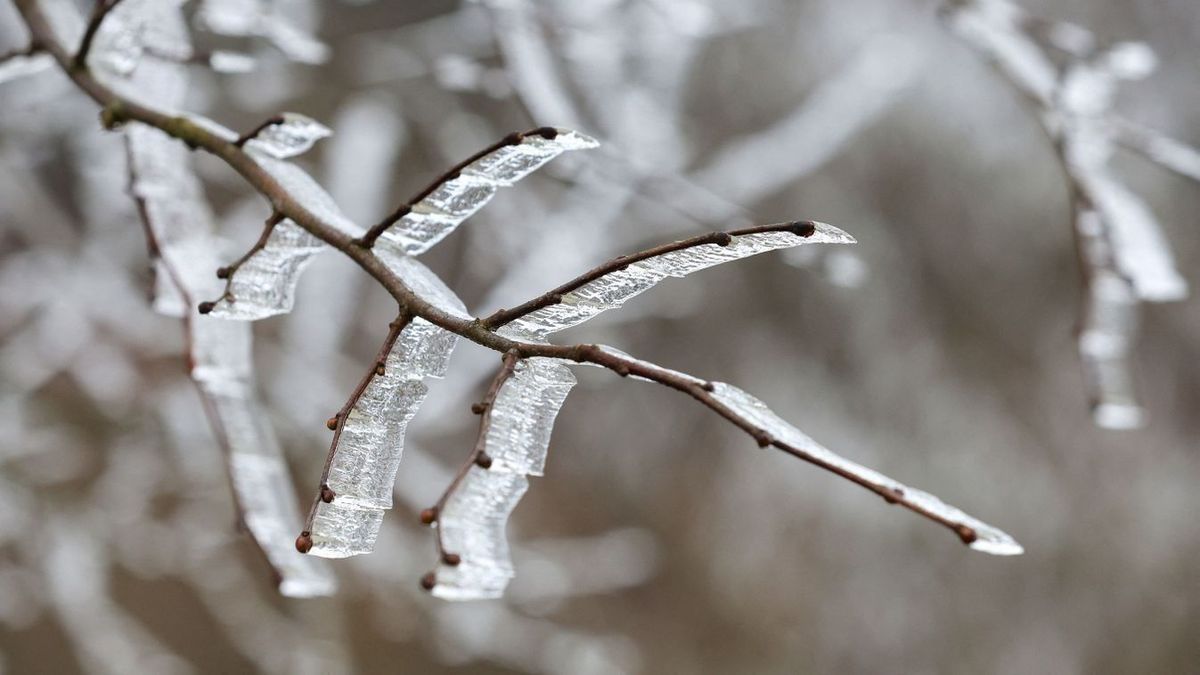 Fagyokkal és hóval jön az új év, kiadták a riasztást + videó