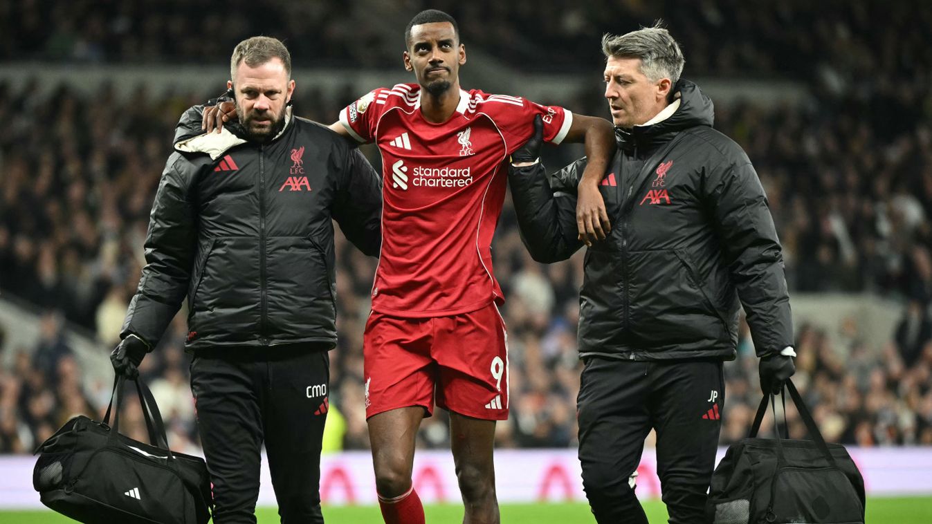 Alexander Isak hosszú hónapokra kidőlhet