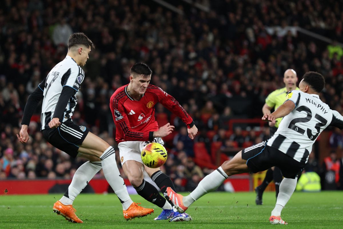A Manchester United hazai pályán kivédekezte a meccset a Newcastle ellen és már ötödik a bajnoki tabellán
