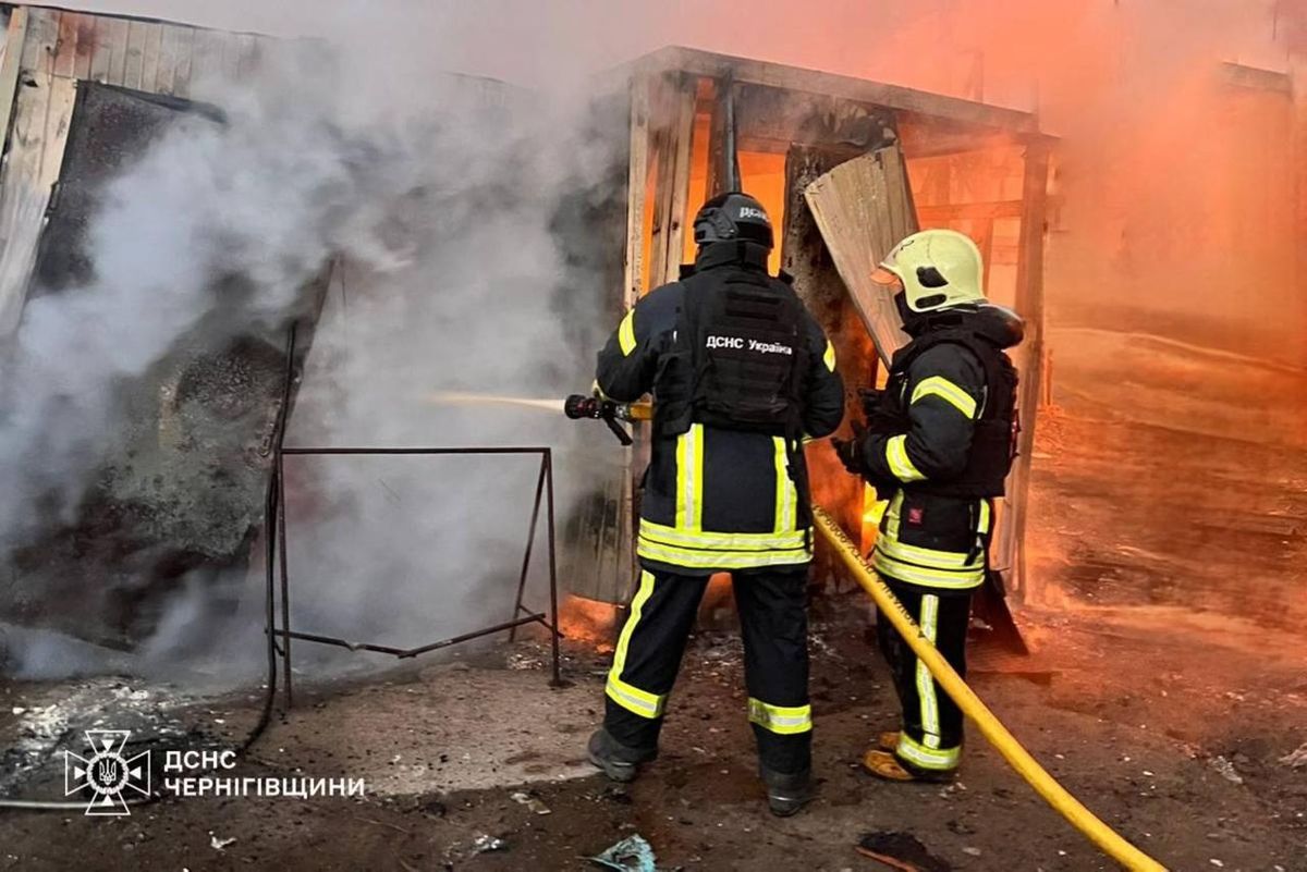 Egy feltételezett dróntámadást követően Csernyihivi megyében, az Ukrajna elleni orosz invázió idején