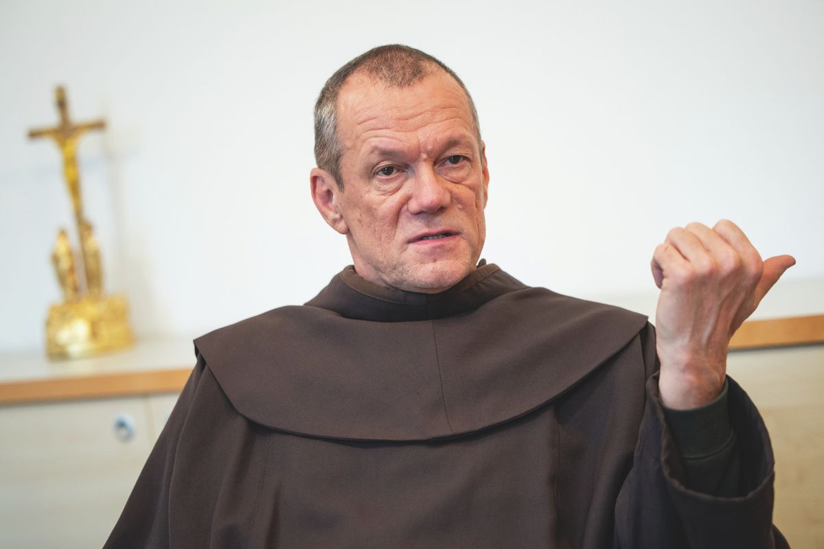 20251219 Mátraverebély Szentkút
Orosz Lóránt OFM ferences szerzetes, kánonjogász, a Mátraverebély-Szentkút Nemzeti Kegyhely igazgatója és a helyi szerzetesközösség házfőnöke.
fotó: Ladóczki Balázs (LB)
MW