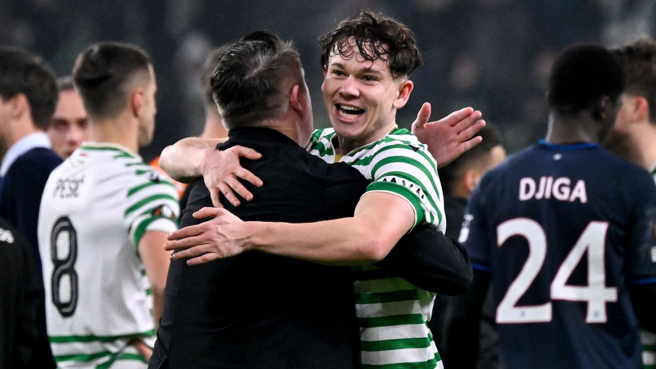 Tóth Alex Robbie Keane-nel együtt ünnepelt az FTC csütörtöki, Rangers elleni Európa-liga-győzelme után