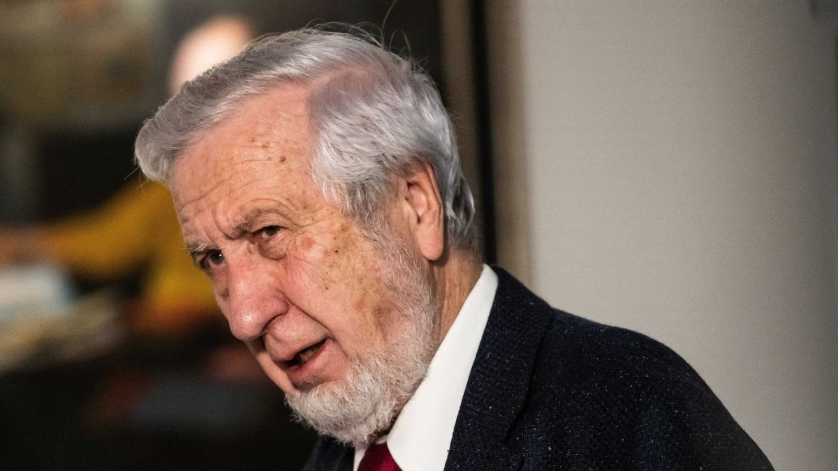 Magyar Péter, Jeszenszy Géza