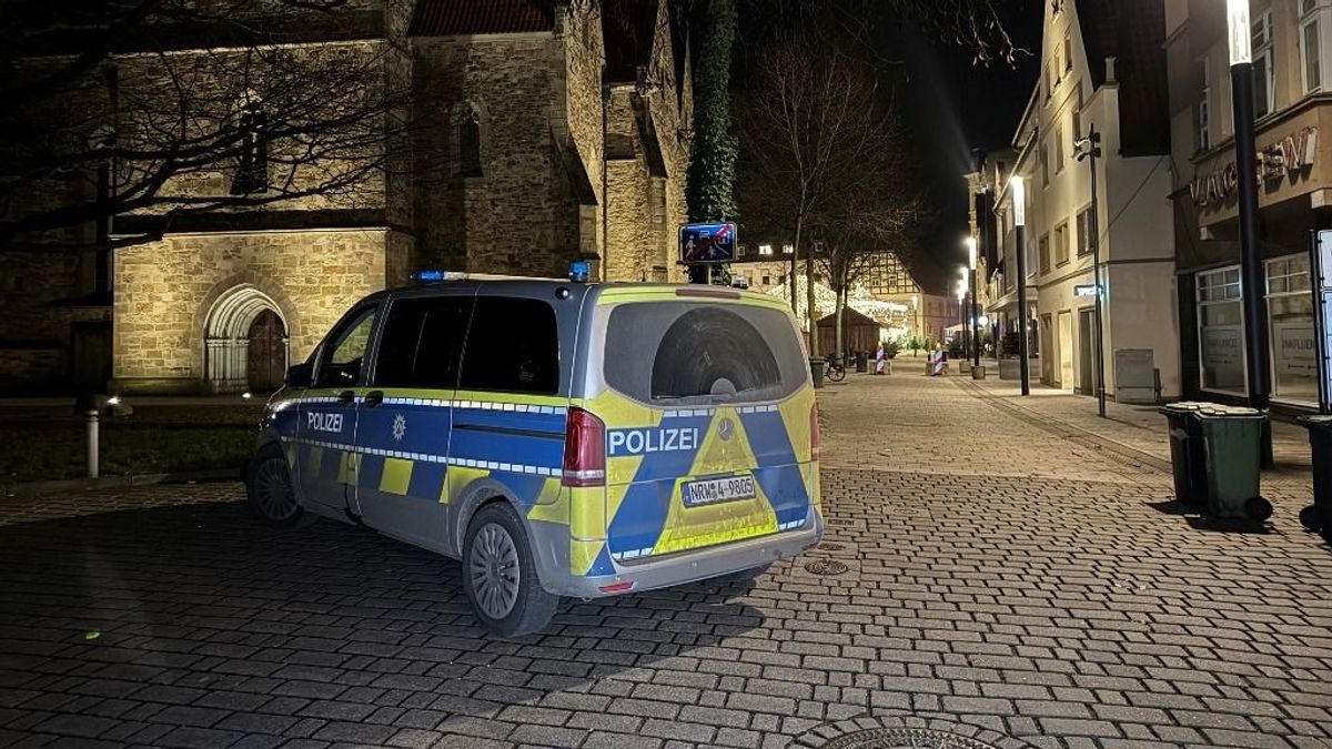 Késes támadás egy német karácsonyi vásáron: életveszélyben egy 16 éves fiú