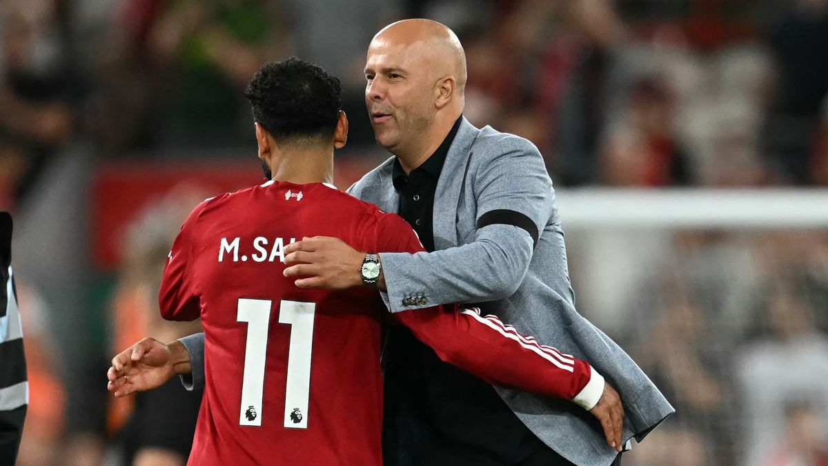 Slot döntött: Szalah helye a kispadon, míg Szoboszlai és Kerkez a pályán van