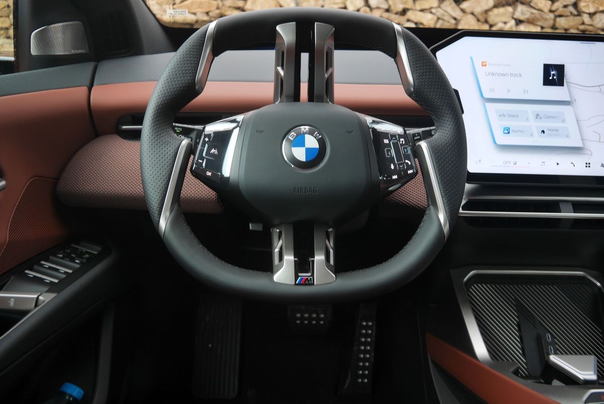 BMW iX3