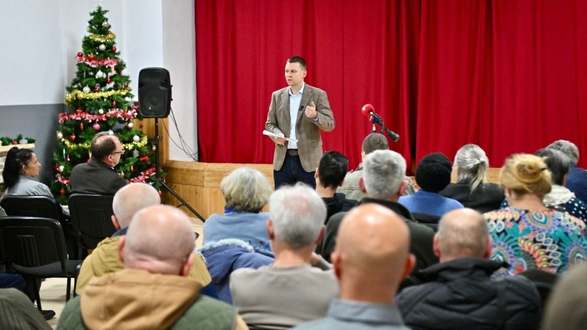 Menczer: Januárban érkezik a 150 millió Tinnyére + videó