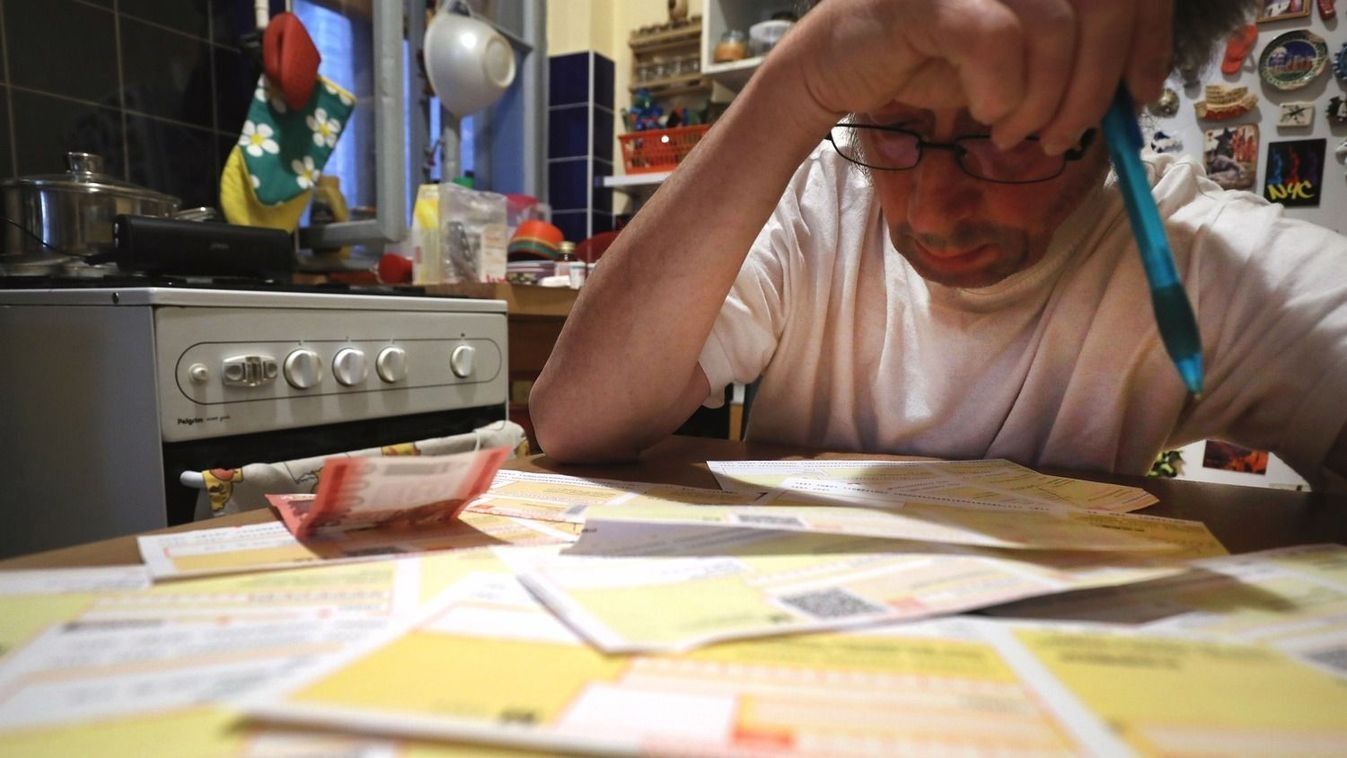 csekk

Bama/Kallus György