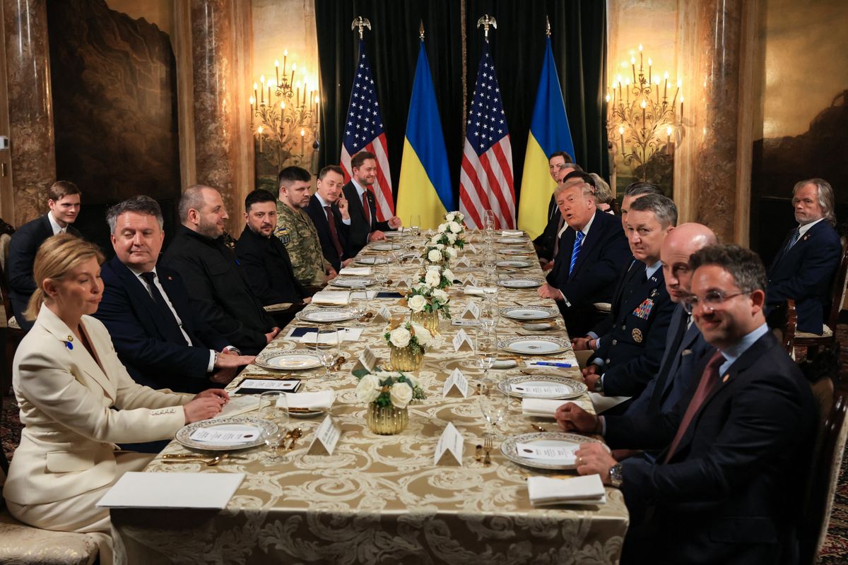 A két delegáció Mar-a-Lagóban