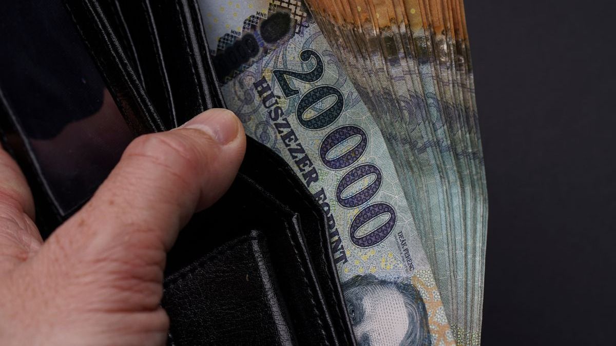 Pénzeső hullik a magyarokra, most mindenkinek érdemes lehet ebbe belevágni