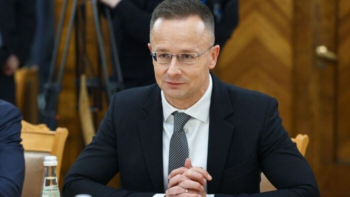Intensive talks are coming in the United States, Hungary's foreign minister said (Photo: AFP)