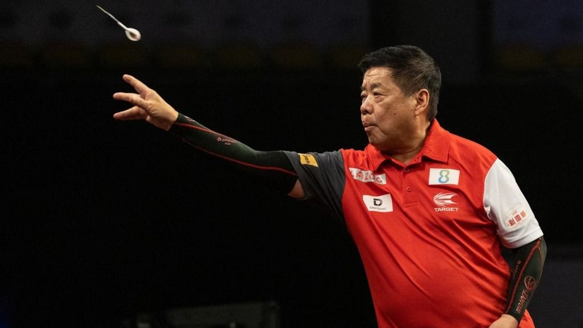 Luke Littler is megkapta a magáét a 71 évesen bravúrsikert arató dartslegendától