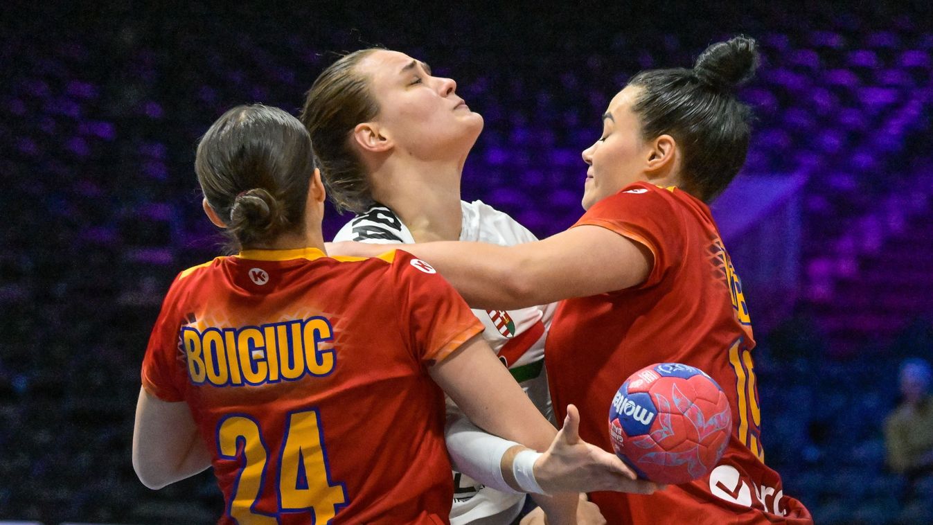 női kézilabda-válogatott
Rotterdam, 2025. december 3.
Kuczora Csenge (k) és a román Alisia Lorena Boiciuc (b), Marya Skrobic (j) a német-holland közös rendezésű női kézilabda-világbajnokság középdöntőjének 1. fordulójában játszott Magyarország-Románia mér