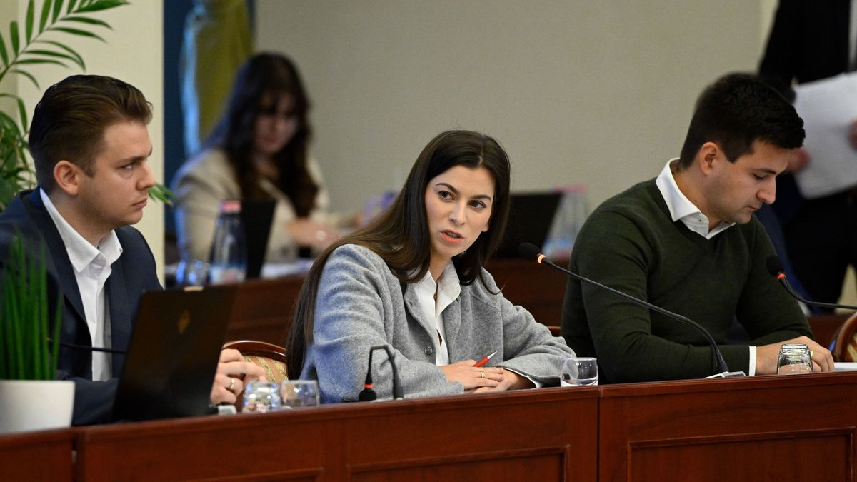 Szentkirályi Alexandra:  Budapesten is ki kell állnunk a béke mellett +  videó