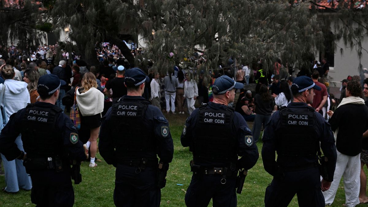 Puszta kézzel szállt szembe az Iszlám Állam terroristájával a Sydney-ben meggyilkolt idős házaspár