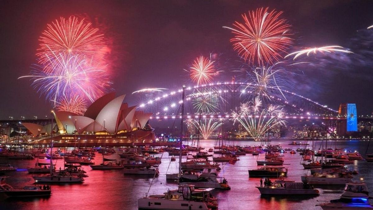 A világ egyik fele már 2026-ot ünnepel, Európa még búcsúzik az óévtől + videók