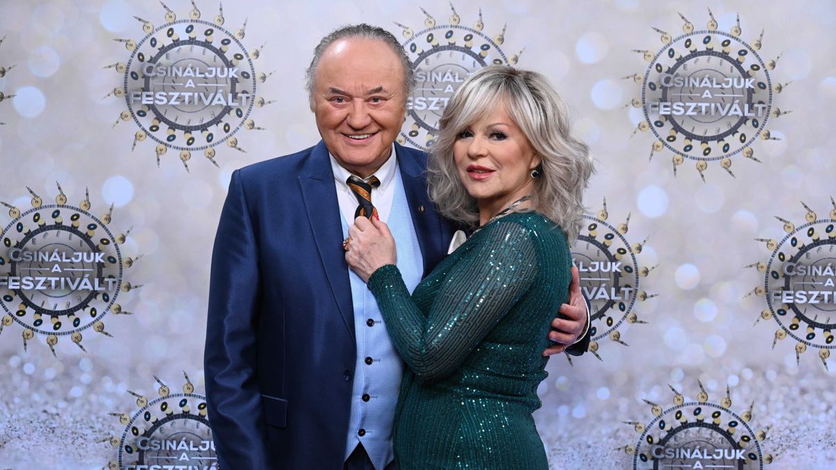 Budapest, 2022. október 4.
Korda György és Balázs Klári, a zsűri tagjai a Csináljuk a fesztivált! című műsor hatodik elődöntőjének felvételén a Médiaszolgáltatás-támogató és Vagyonkezelő Alap (MTVA) óbudai stúdiójában 2022. október 4-én. A Duna csatornán tíz héten át látható műsorban az évszázad magyar slágerét keresik.
MTI/Máthé Zoltán