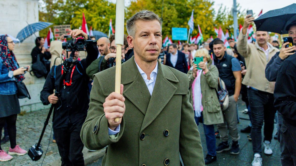 20251023 Budapest
Tisza párt Október 23 ünnepsége a Hősök terén.
Fotó: Csudai Sándor CSS
MW
képen: Magyar Péter a Tisza párt elnöke