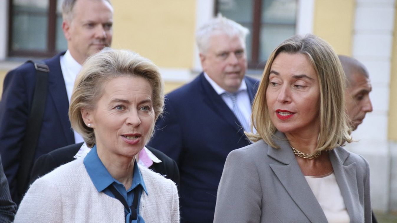 Ursula von der Leyen és Federica Mogherini (Fotó: AFP)