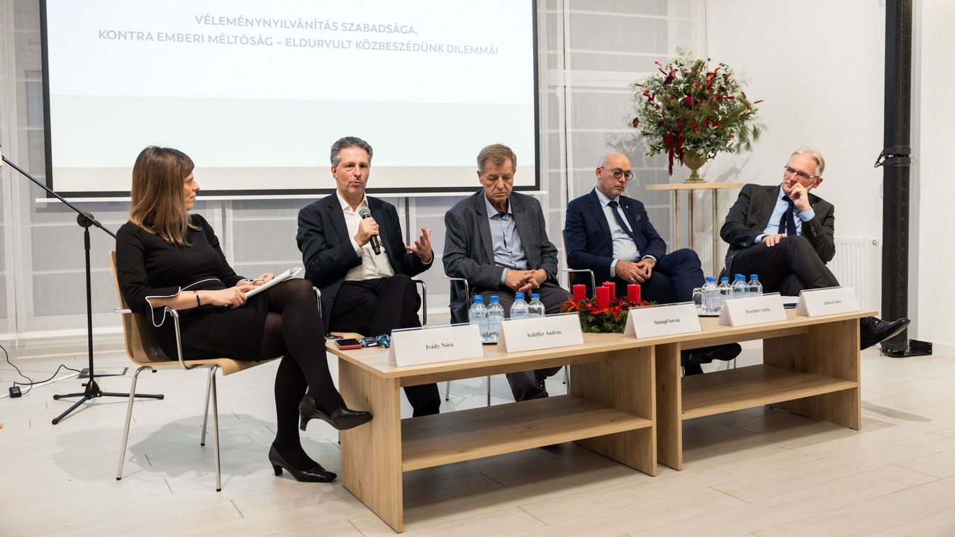 Az Alapvető Jogok Biztosa és a Nemzeti Adatvédelmi és Információszabadság Hatóság elnöke tisztelettel meghívja Önt az Emberi Jogok Világnapja alkalmából a Véleménynyilvánítás szabadsága, kontra emberi méltóság – eldurvult közbeszédünk dilemmái címmel rend