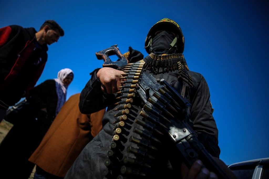 A török rendőrök rajtaütöttek a terrorista szervezet tagjain.