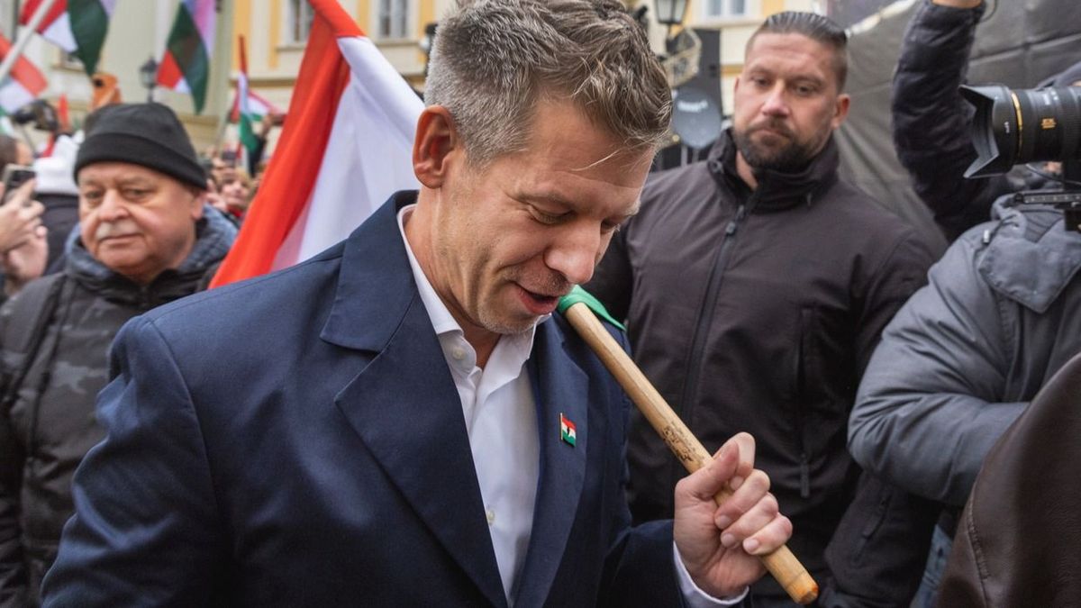 Rendőrségi feljelentést tett az adatvédelmi hatóság a Tisza Párt adatszivárgása miatt