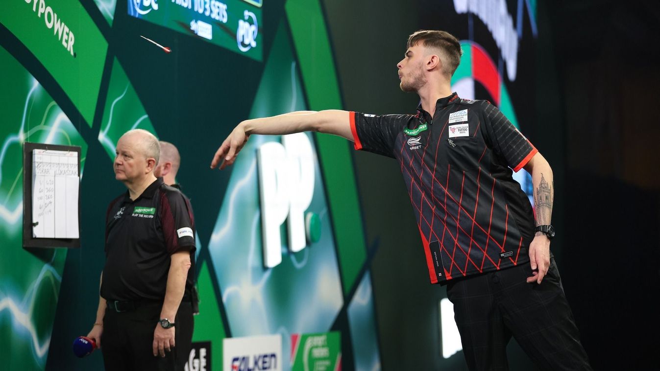 dopping
Photos taken during the 2026 Paddy Power World Darts Championship at Alexandra Palace, London.