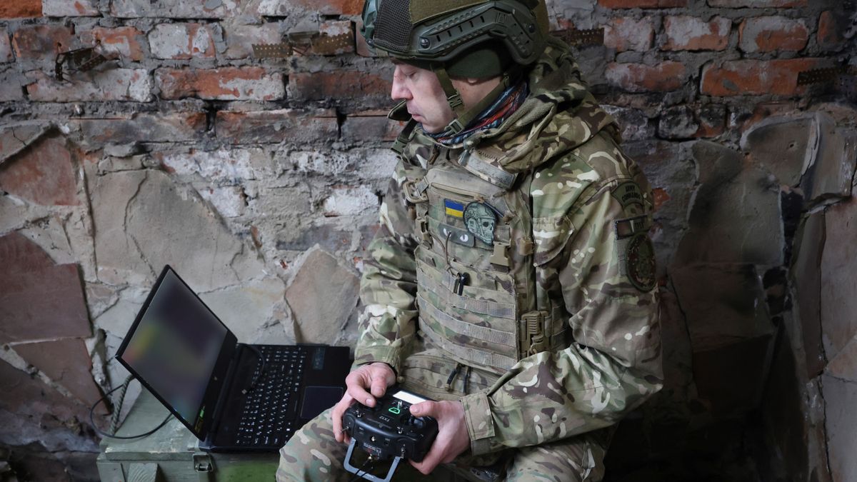 Lángokban áll az orosz kikötő