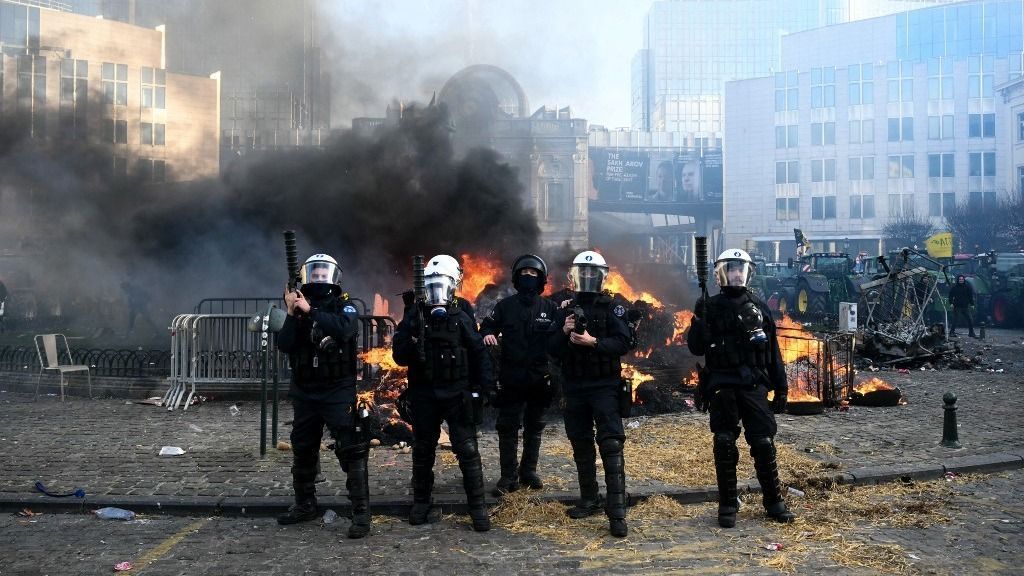 Brüsszelben háborús állapotok voltak, Magyar Péter most csendben van. Fotó: AFP