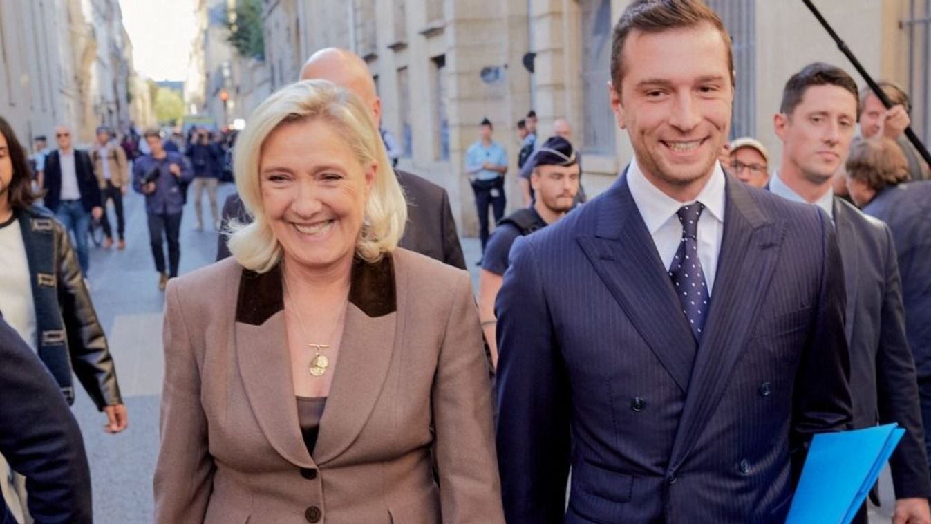 Marine Le Pen Nemzeti Tömörülés (RN) volt - és  Jordan Bardella a párt jelenlegi elönke 