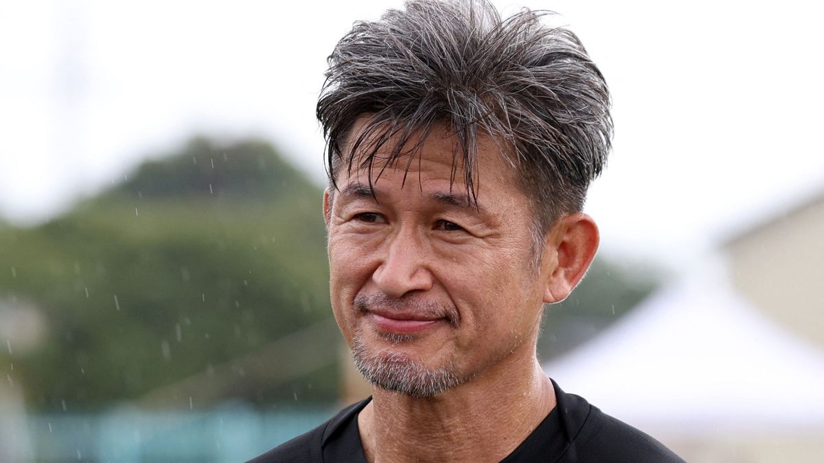 A Kazu Király néven ismert japán csatár hálás azért, hogy folytathatja karrierjét a japán harmadosztályban