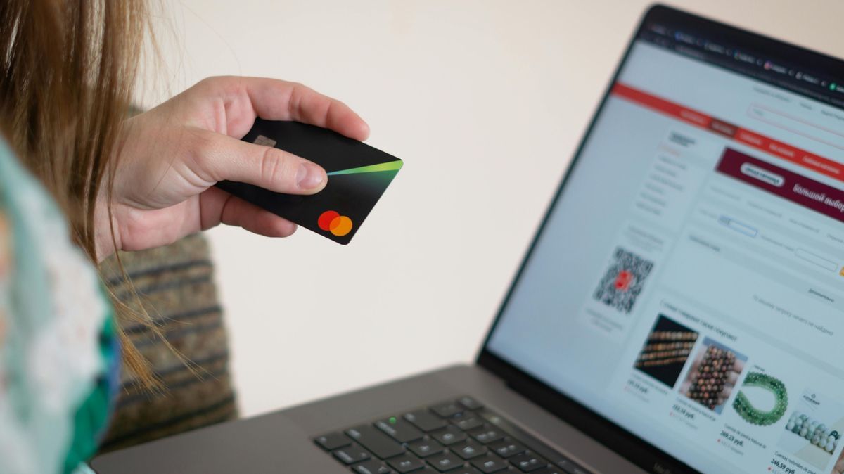 Továbbra is az "ingyenes" szóra keresnek a legtöbben Jófogáson. Képünk illusztráció (Fotó: Pexels.com)