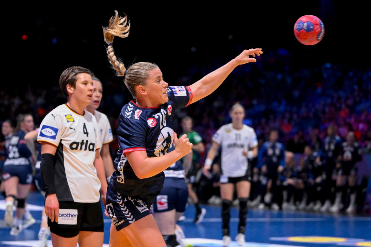 A Győr jobbszélsője, Emilie Hovden a norvég kézilabda-válogatottal világbajnok lett