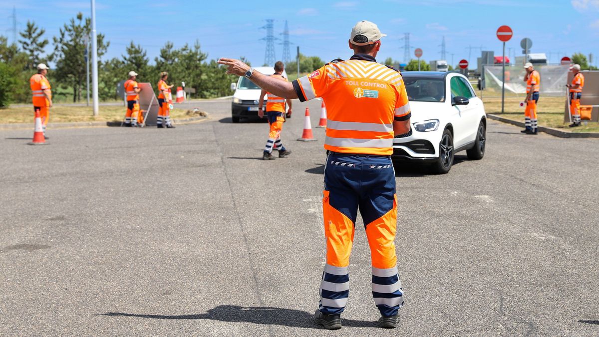 Kitereléses ellenőrzéseken is tettenéri a NÚSZ a külföldi bliccelőket