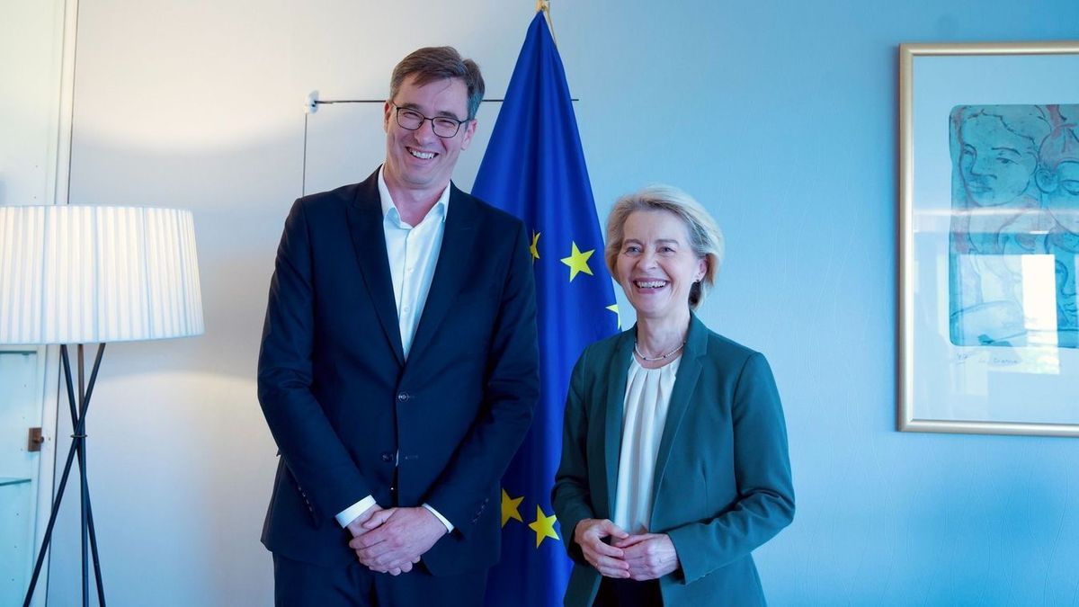 Karácsony Gergely magyar ellenzéki vezető találkozott Brüsszelben Ursula von der Leyen bizottsági enökkel